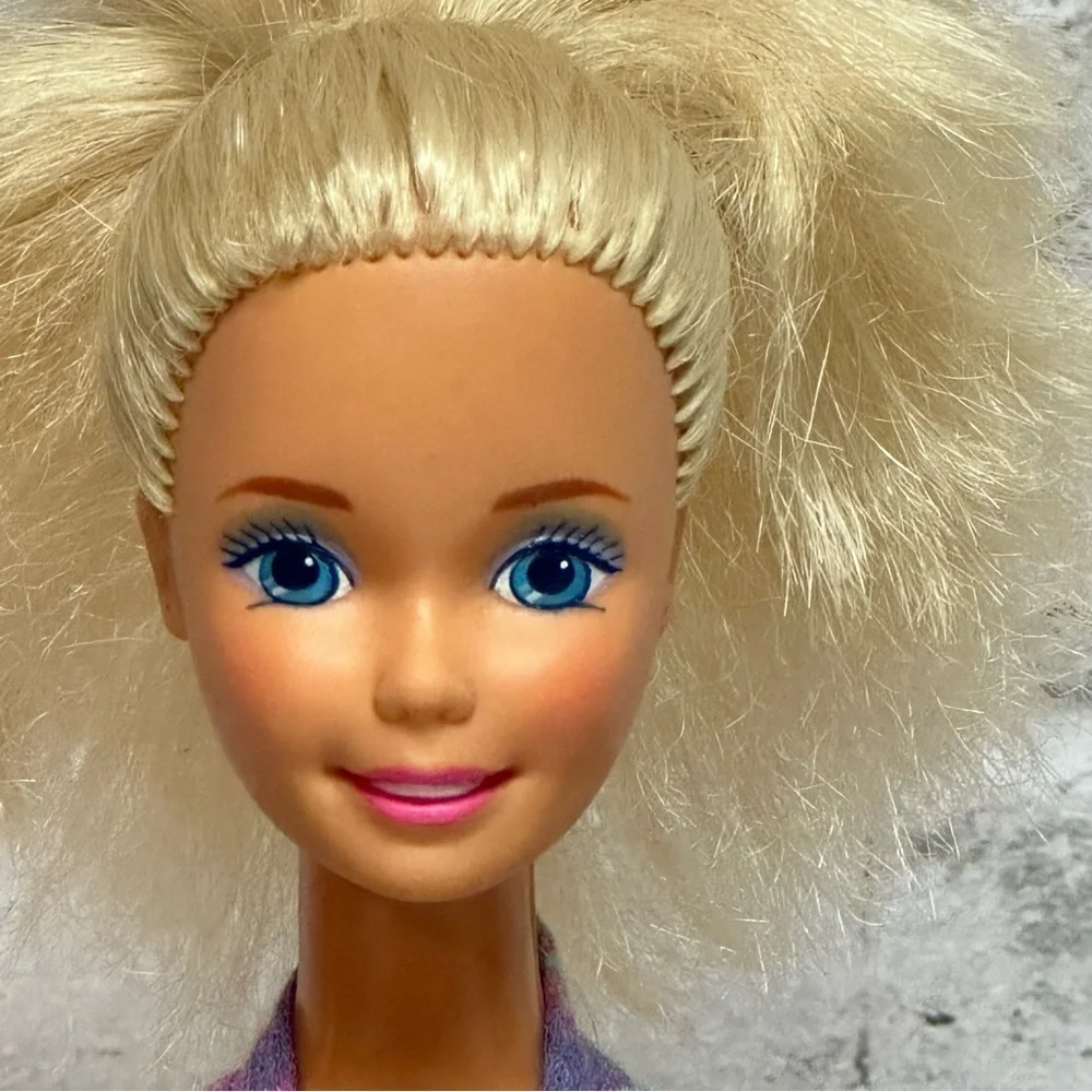 Barbie FASHION PLAY Doll 1991 Vintage Outfit Belt Shoes Blonde Hair Blue Eyes